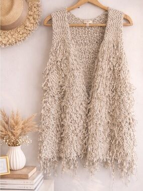 Umgee Boho Fringe Vest M/L Cream Textured Knit Open Front Festival Sleeveless